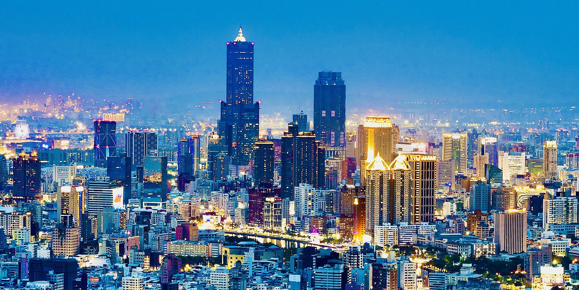 Kaohsiung City — Wikimedia Commons (Wikipedia summary image) photo